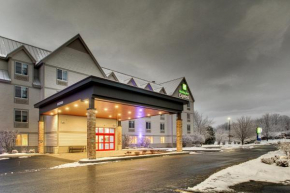 Holiday Inn Express & Suites - Lincoln East - White Mountains, an IHG Hotel